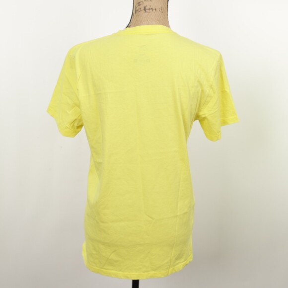 red Thumbs Up Basketball t Shirt size M - Picture 4 of 6